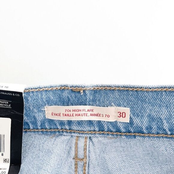 Levi's Womens Denim Jeans '70s High Flare Rise Light Blue Wash Size 30 NWT - Picture 4 of 11